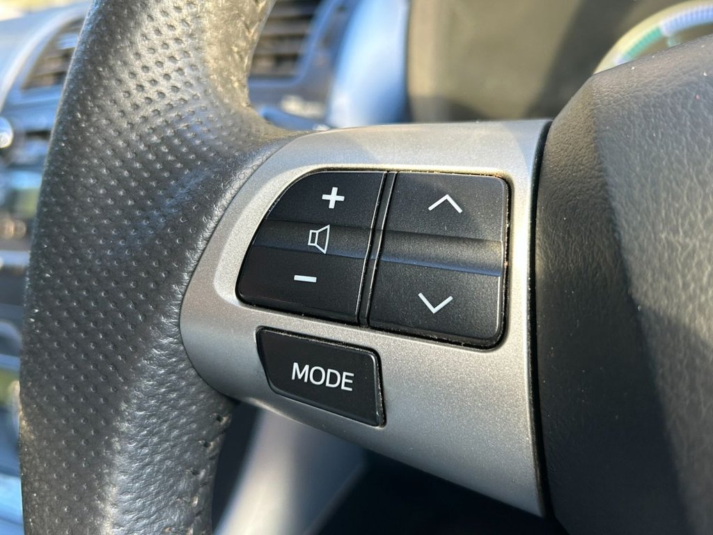 Used Toyota Auris 2011 for sale - 77275863: Photo 14