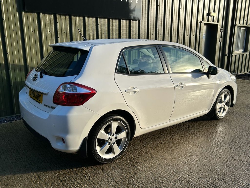 Used Toyota Auris 2011 for sale - 77275863: Photo 29