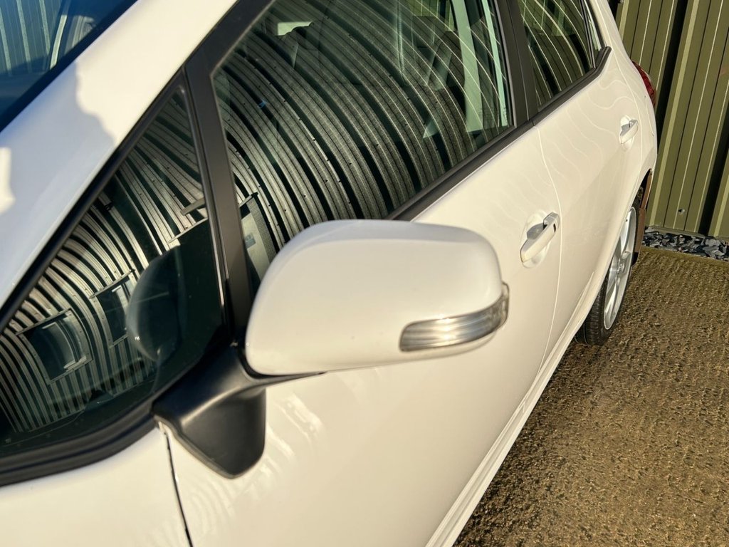 Used Toyota Auris 2011 for sale - 77275863: Photo 47