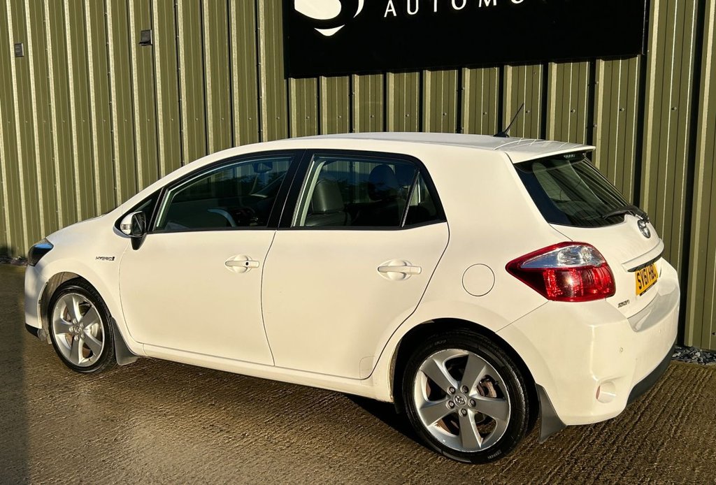Used Toyota Auris 2011 for sale - 77275863: Photo 9