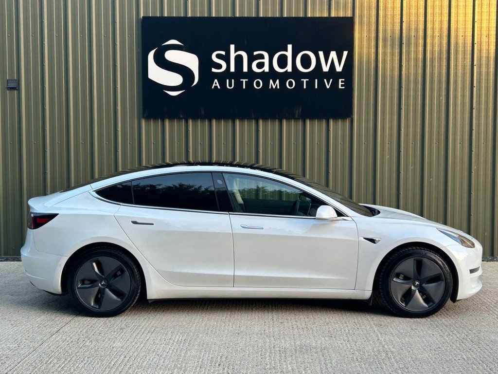 Used Tesla Model 3 2020 for sale - 76617408: Photo 2