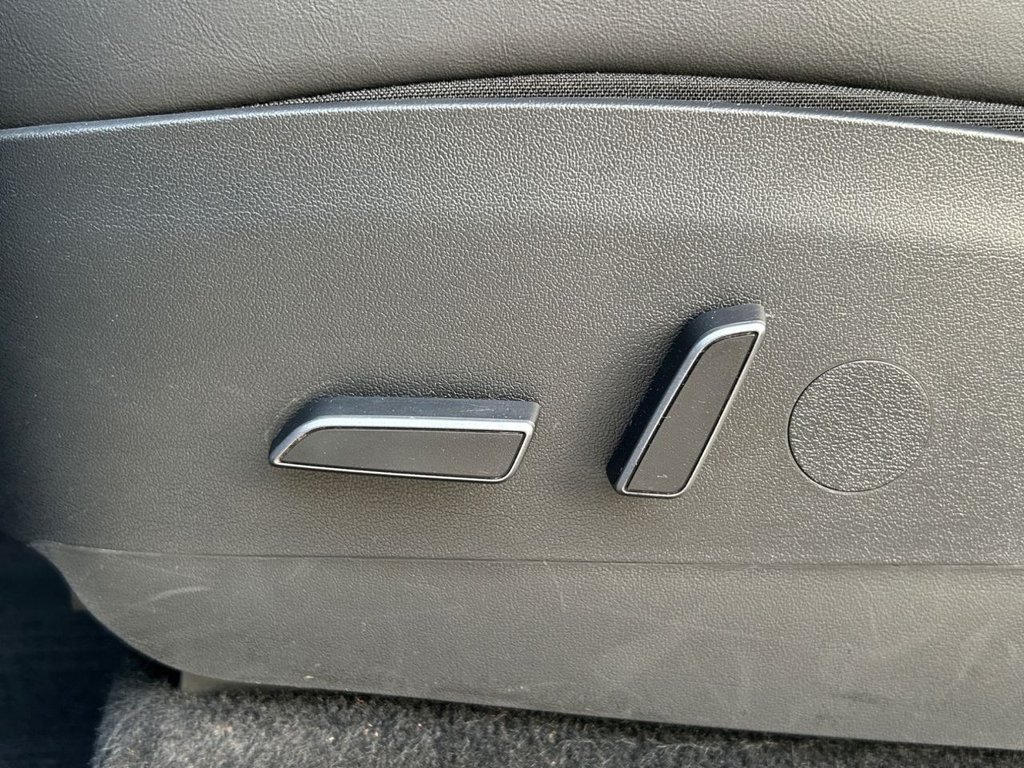 Used Tesla Model Y 2022 for sale - 77765613: Photo 24