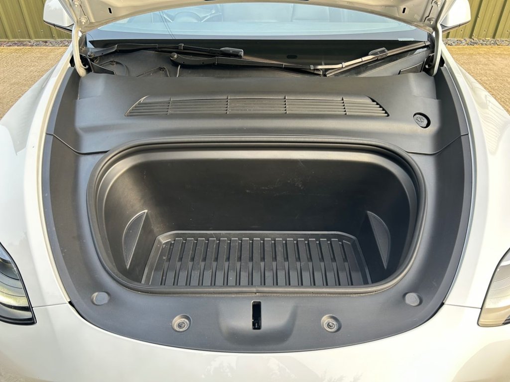 Used Tesla Model Y 2022 for sale - 77765613: Photo 38