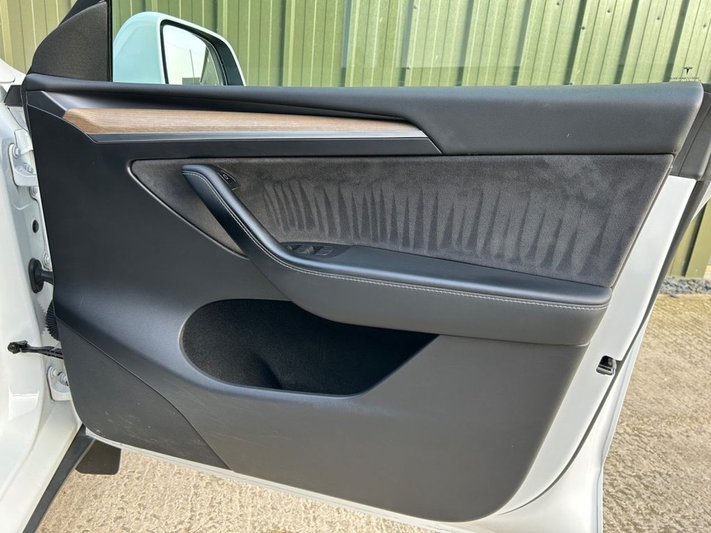 Used Tesla Model Y 2022 for sale - 77765613: Photo 39