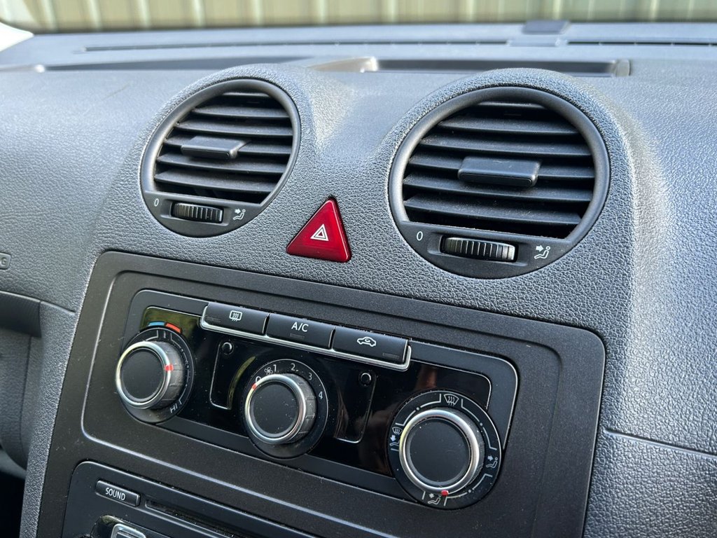 Used Volkswagen Caddy Maxi 2013 for sale - 77733949: Photo 23