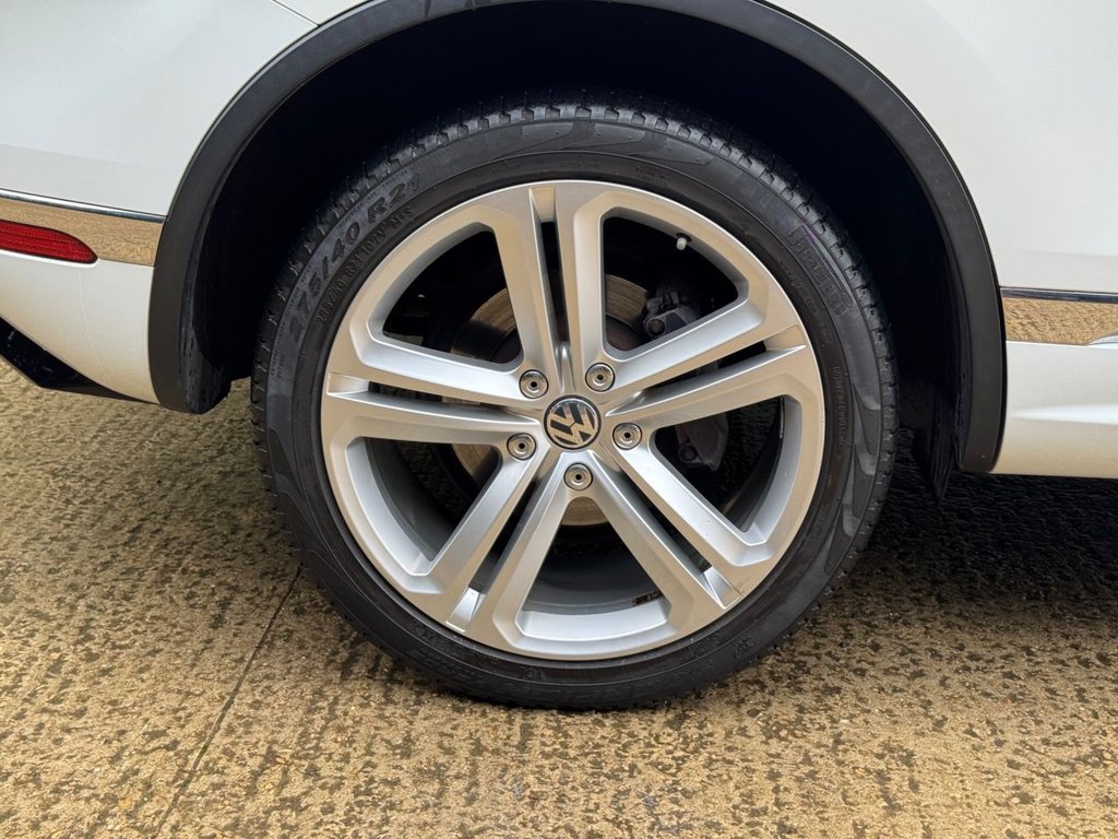 Used Volkswagen Touareg 2017 for sale - 77437081: Photo 12