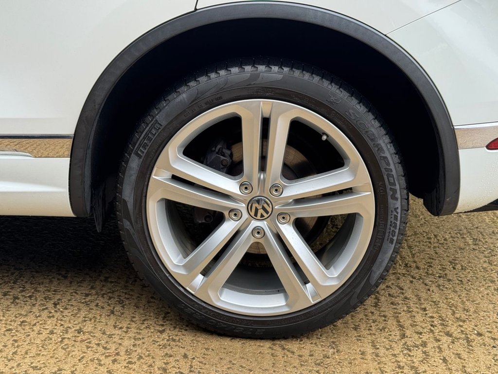 Used Volkswagen Touareg 2017 for sale - 77437081: Photo 23