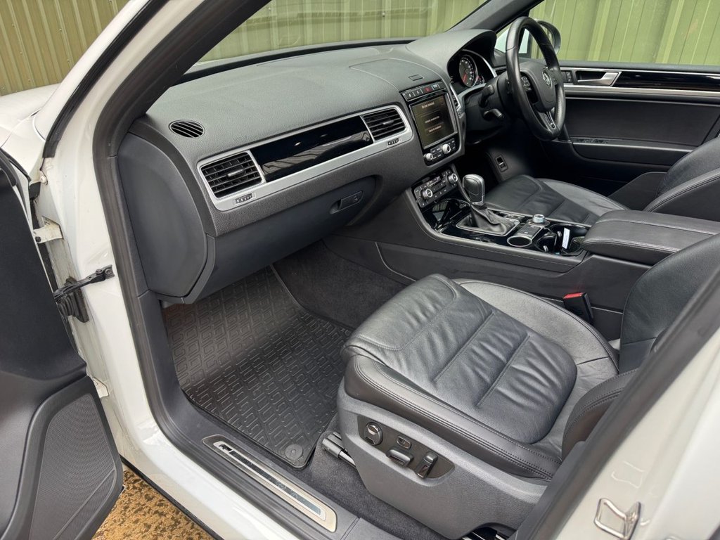 Used Volkswagen Touareg 2017 for sale - 77437081: Photo 26