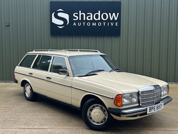 Used Mercedes-Benz 200 1983 for sale - 77026995: Photo