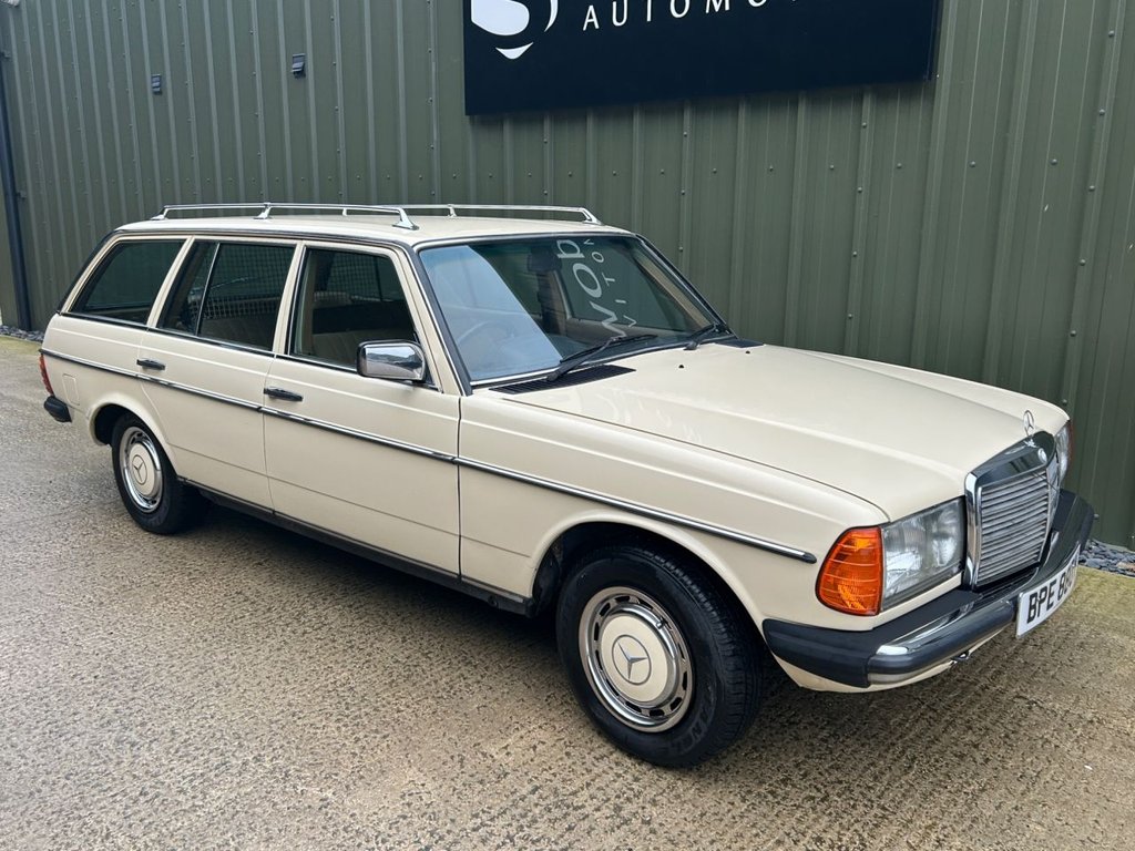 Used Mercedes-Benz 200 1983 for sale - 77026995: Photo 22