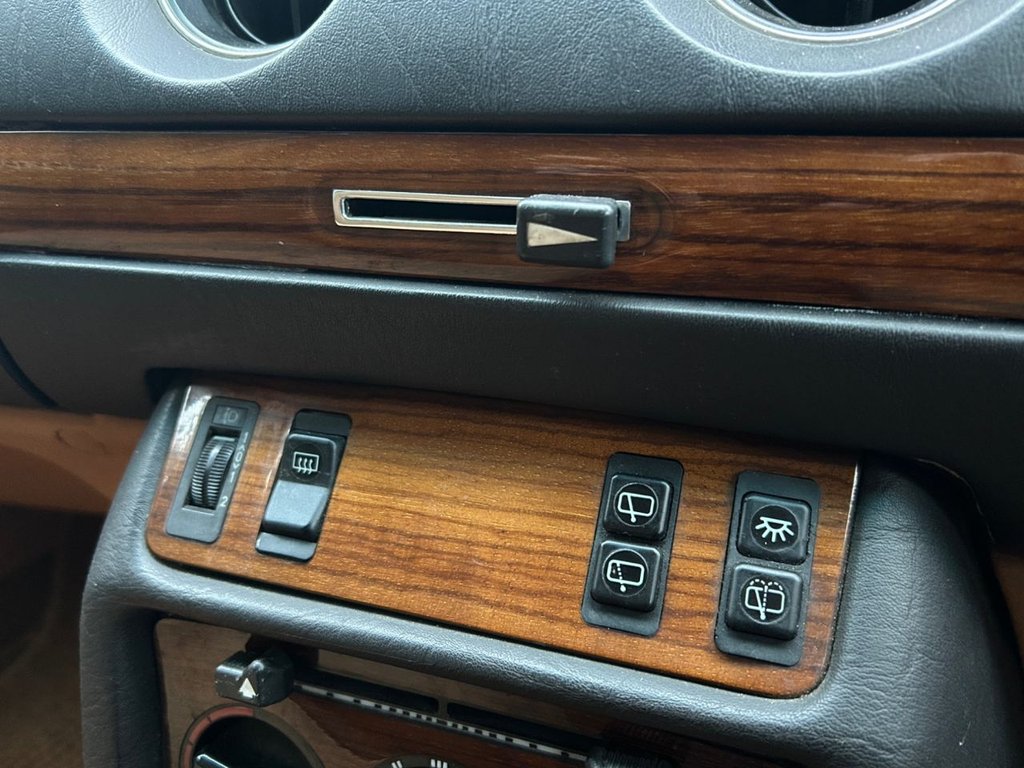 Used Mercedes-Benz 200 1983 for sale - 77026995: Photo 35