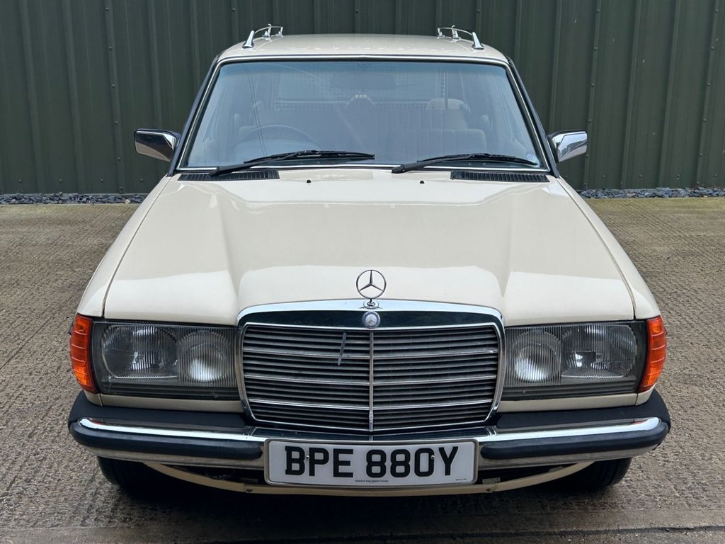 Used Mercedes-Benz 200 1983 for sale - 77026995: Photo 47
