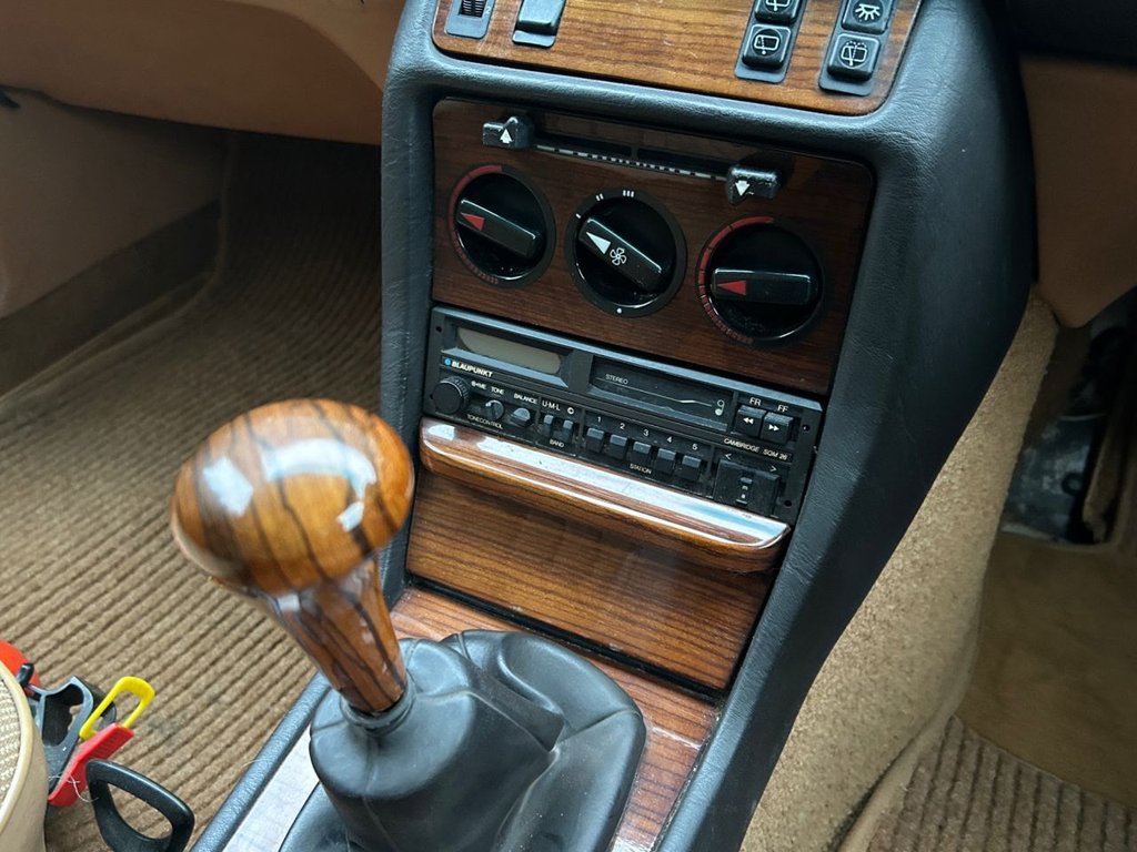 Used Mercedes-Benz 200 1983 for sale - 77026995: Photo 9