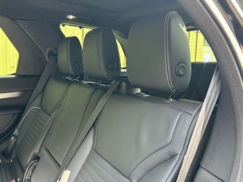 Used Land Rover Discovery 2023 for sale - 78619289: Photo