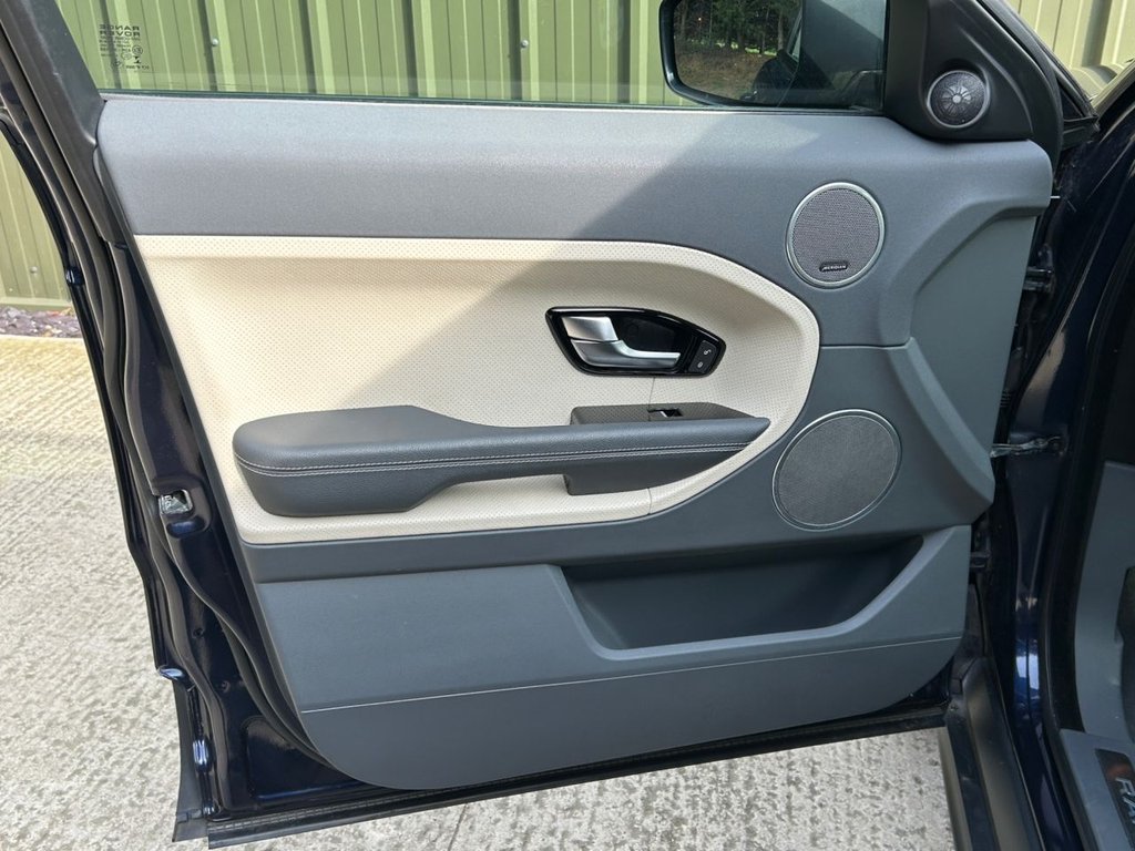 Used Land Rover Range Rover Evoque 2015 for sale - 77967356: Photo 36