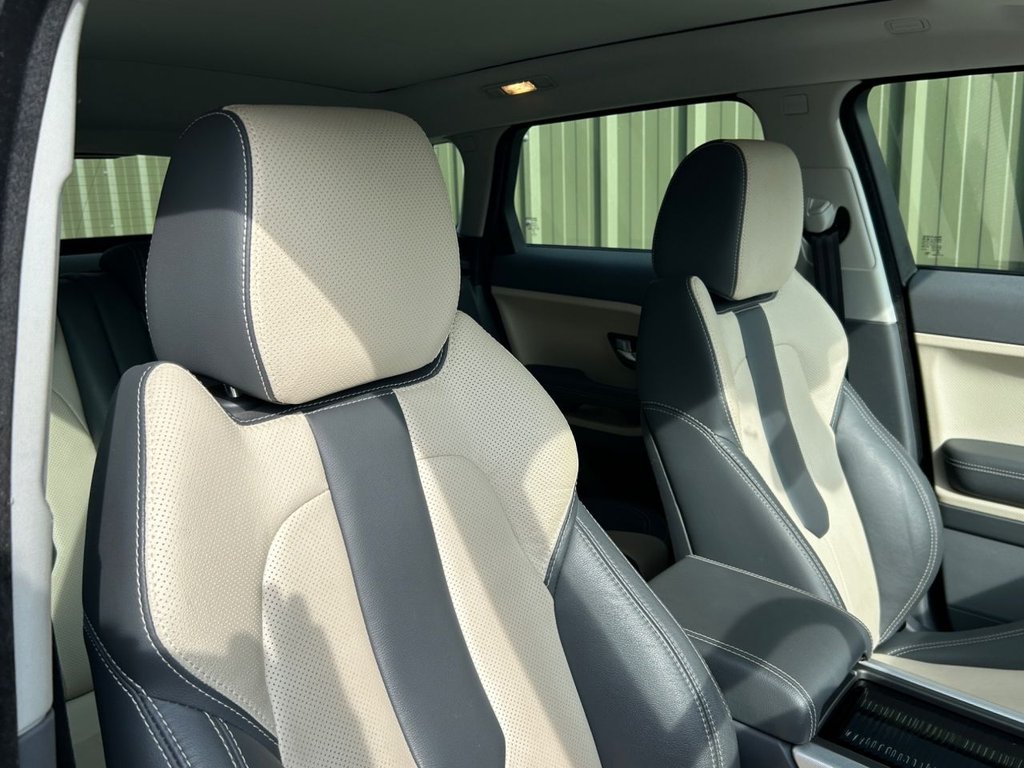 Used Land Rover Range Rover Evoque 2015 for sale - 77967356: Photo 48