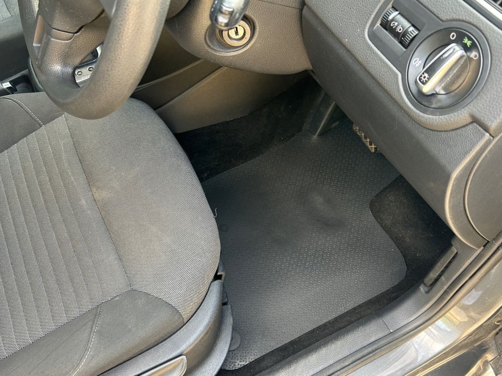 Used Volkswagen Polo 2010 for sale - 77666643: Photo 12