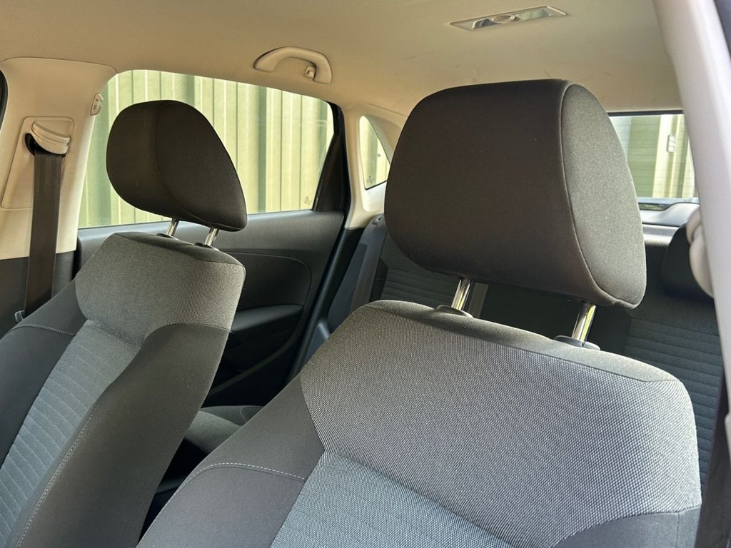 Used Volkswagen Polo 2010 for sale - 77666643: Photo 24