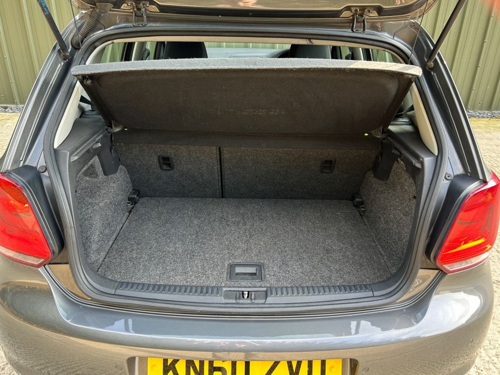 Used Volkswagen Polo 2010 for sale - 77666643: Photo 37