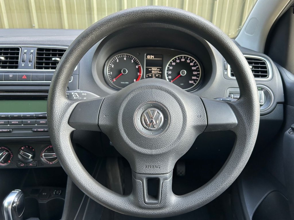 Used Volkswagen Polo 2010 for sale - 77666643: Photo 4