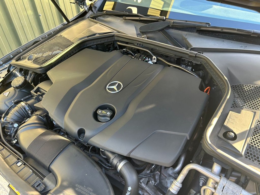 Used Mercedes-Benz C Class 2015 for sale - 76631919: Photo 19