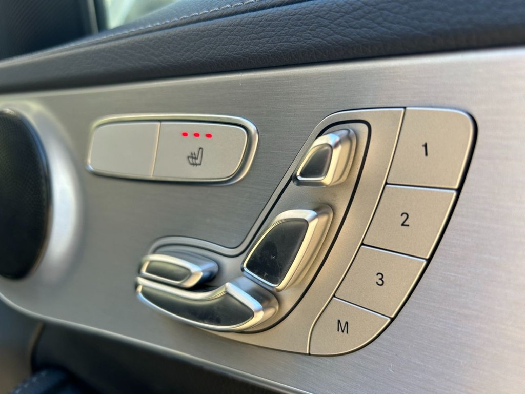 Used Mercedes-Benz C Class 2015 for sale - 76631919: Photo 32