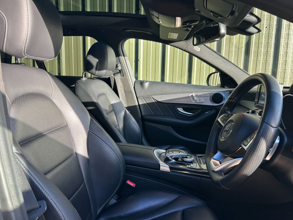 Used Mercedes-Benz C Class 2015 for sale - 76631919: Photo 4