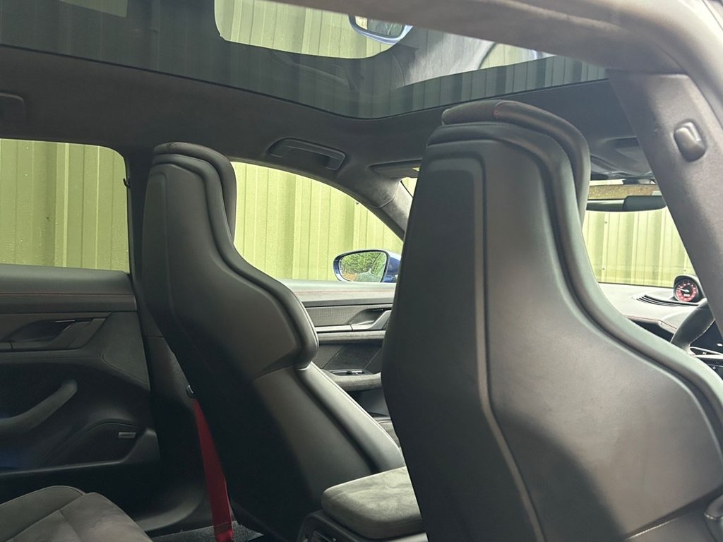 Used Porsche Taycan 2023 for sale - 77463942: Photo 17