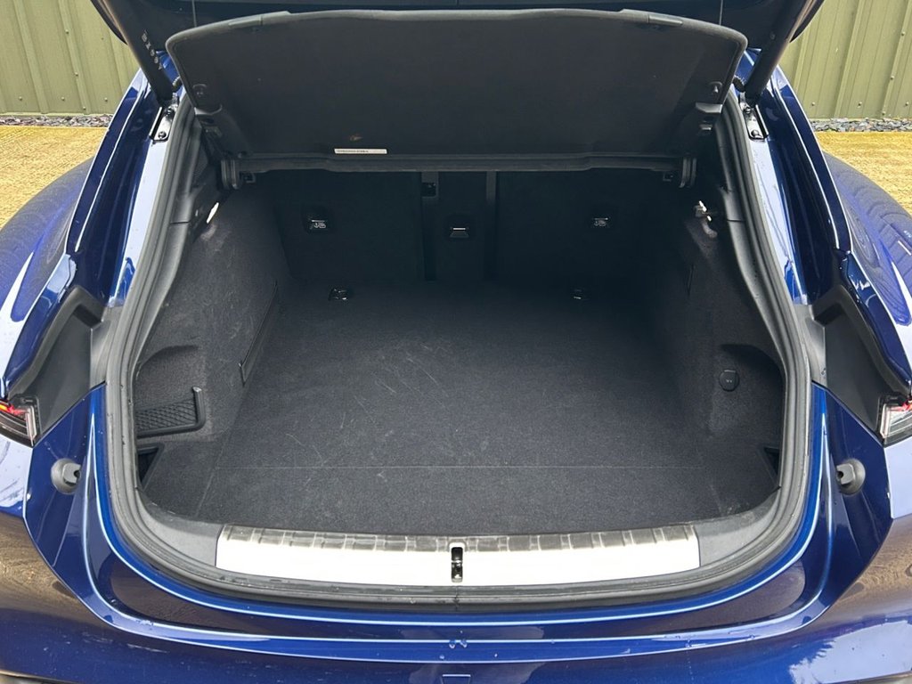 Used Porsche Taycan 2023 for sale - 77463942: Photo 45