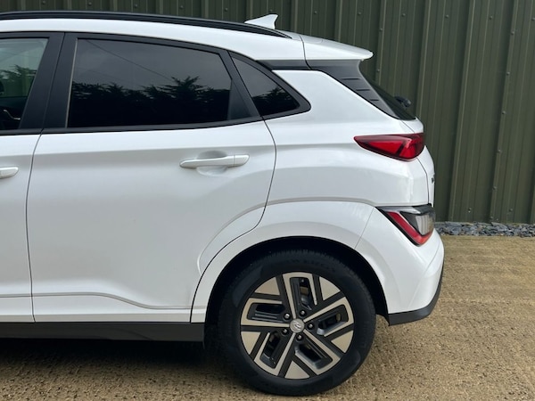 Used Hyundai KONA 2021 for sale - 76323083: Photo 44