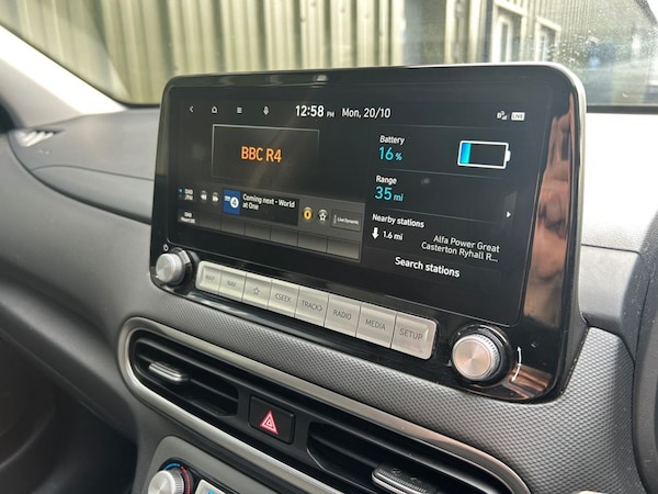 Used Hyundai KONA 2021 for sale - 76323083: Photo 8