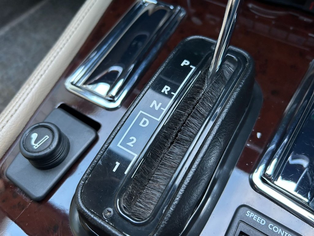 Used Jaguar XJS 1988 for sale - 76569940: Photo 18