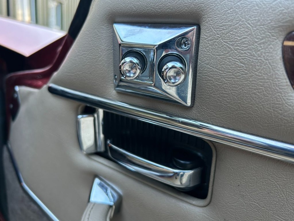 Used Jaguar XJS 1988 for sale - 76569940: Photo 39