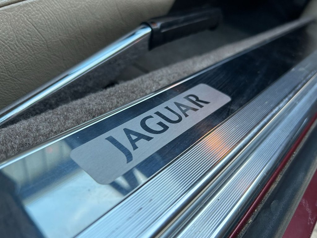 Used Jaguar XJS 1988 for sale - 76569940: Photo 41