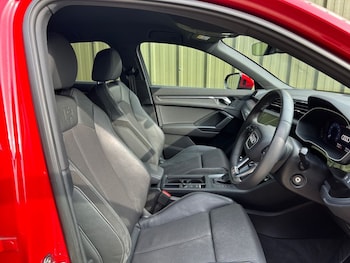 Used Audi Q3 2020 for sale - 77991142: Photo