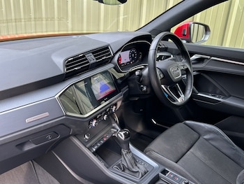 Used Audi Q3 2020 for sale - 77991142: Photo