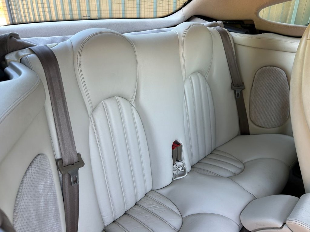 Used Jaguar XKR 2000 for sale - 76118611: Photo 11