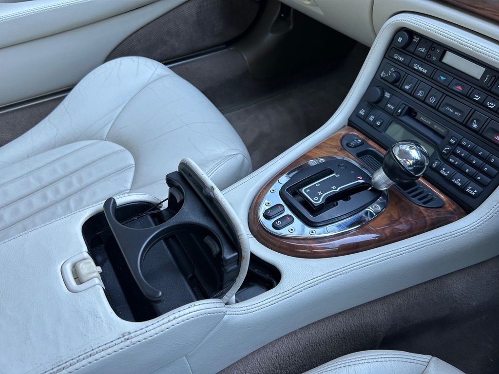 Used Jaguar XKR 2000 for sale - 76118611: Photo 19