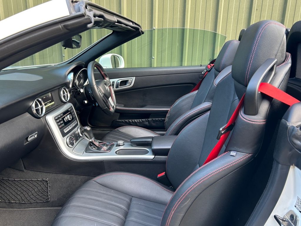 Used Mercedes-Benz SLK 2015 for sale - 77171806: Photo 3