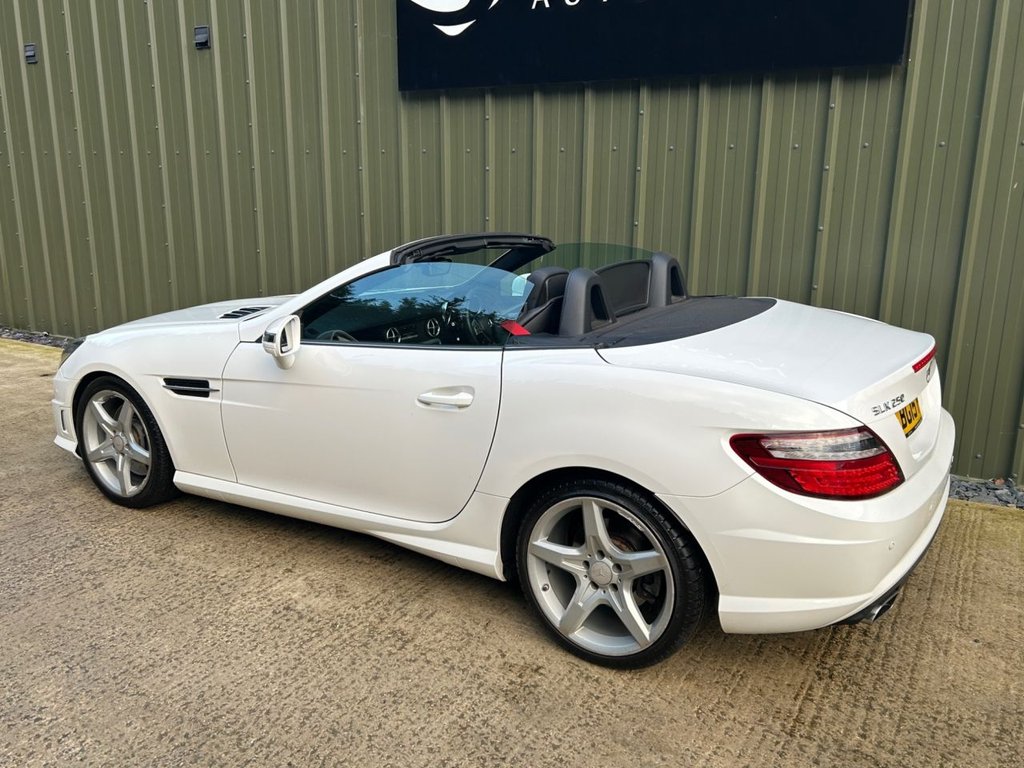 Used Mercedes-Benz SLK 2015 for sale - 77171806: Photo 39