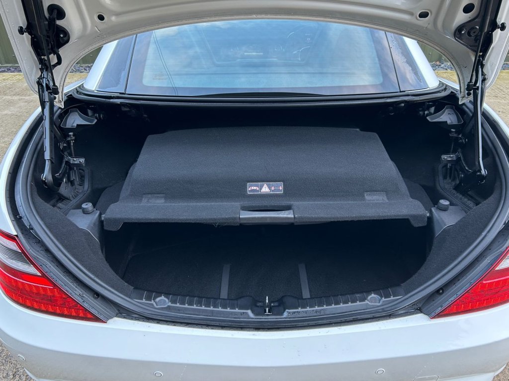 Used Mercedes-Benz SLK 2015 for sale - 77171806: Photo 48