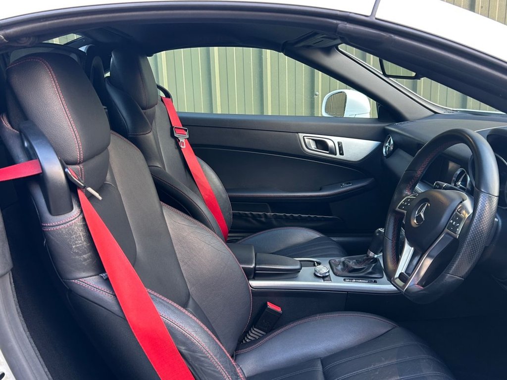 Used Mercedes-Benz SLK 2015 for sale - 77171806: Photo 5