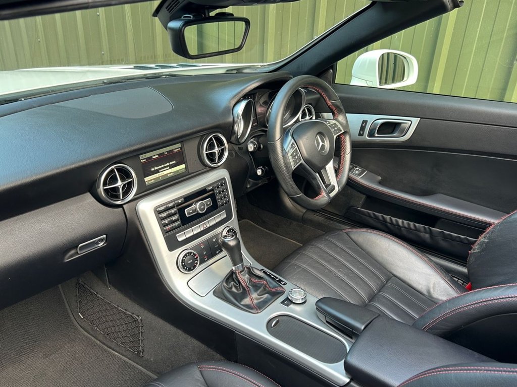 Used Mercedes-Benz SLK 2015 for sale - 77171806: Photo 9