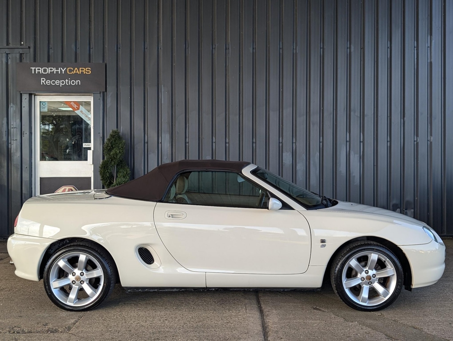 Used MG MGF 2001 for sale - 76234247: Photo 2