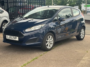 Used Ford Fiesta 2015 for sale - 79559885: Photo