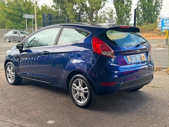 Used Ford Fiesta 2015 for sale - 79468493: Photo