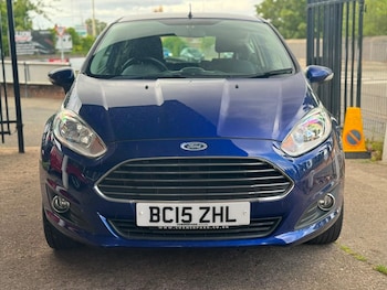 Used Ford Fiesta 2015 for sale - 79337633: Photo