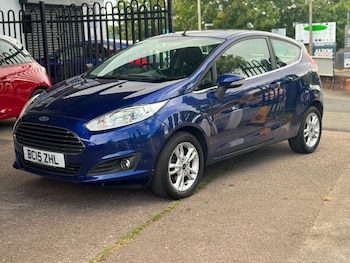 Used Ford Fiesta 2015 for sale - 79337633: Photo