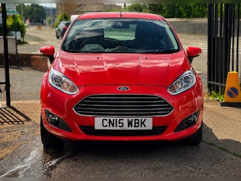 Used Ford Fiesta 2015 for sale - 79012752: Photo