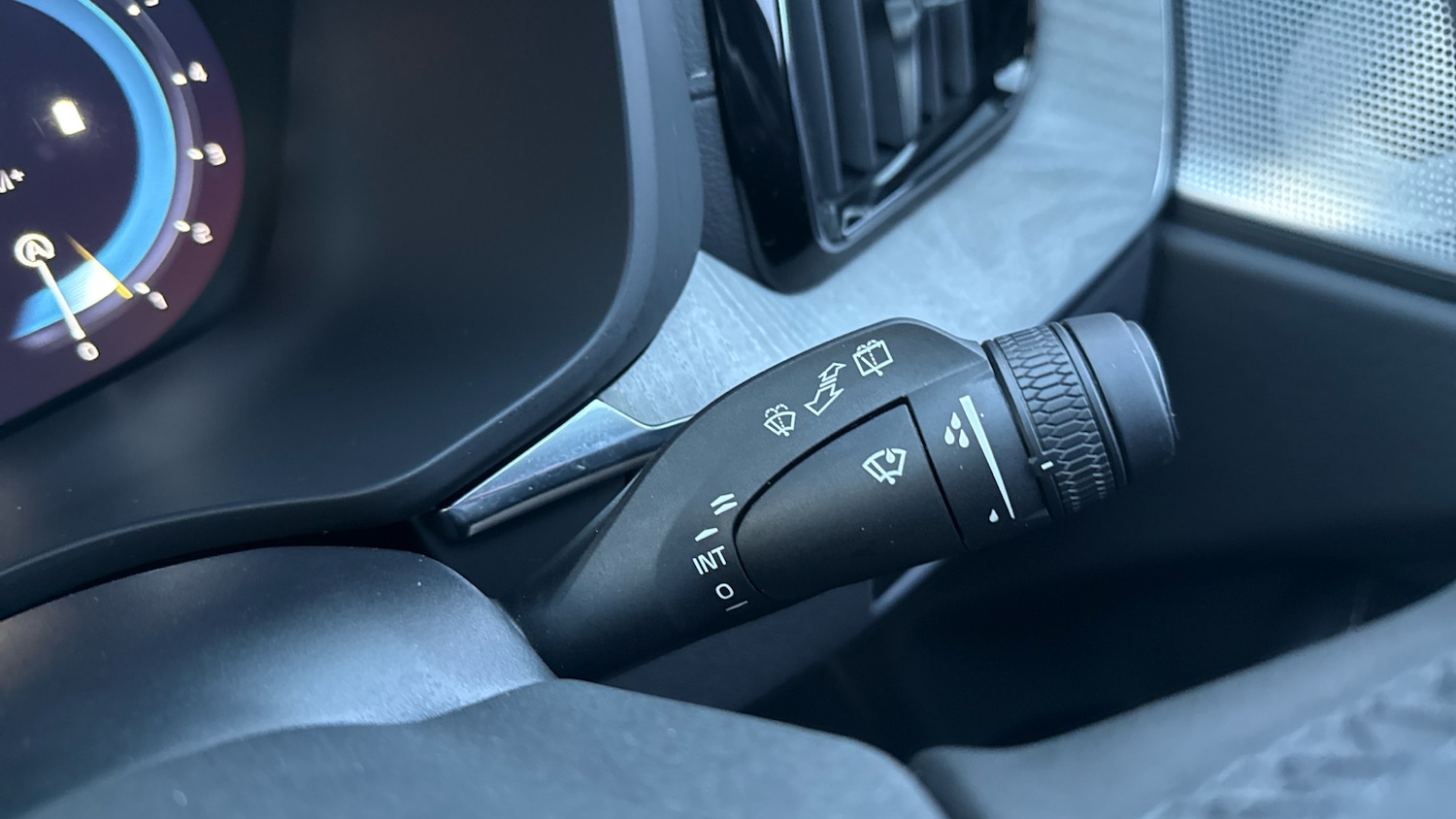 Used Volvo XC60 2025 for sale - 76896786: Photo 21